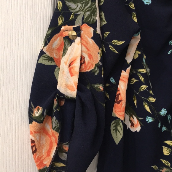 Flowered Blouse - Picture 2 of 4